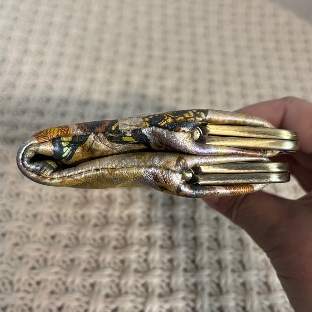 EUC HOBO Lauren Clutch, Butterflies - Picture 4 of 14
